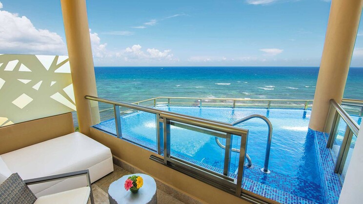 Oceanfront Honeymoon Suites – Minimum 4 Nights Sta