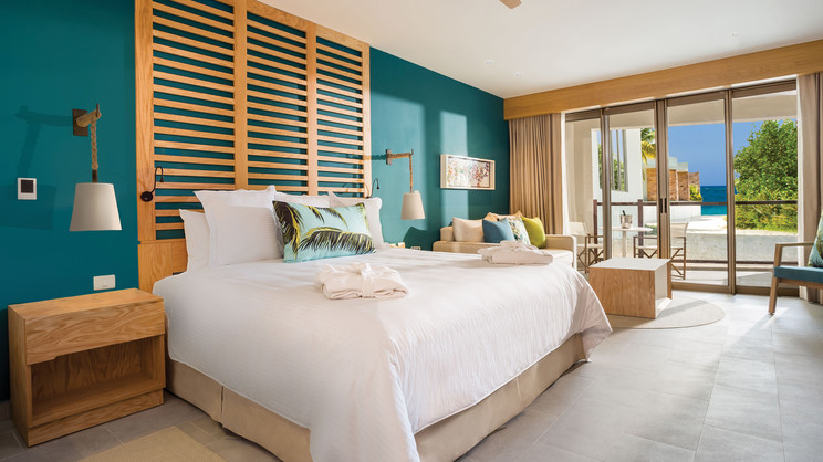 Preferred Club Junior Suite 