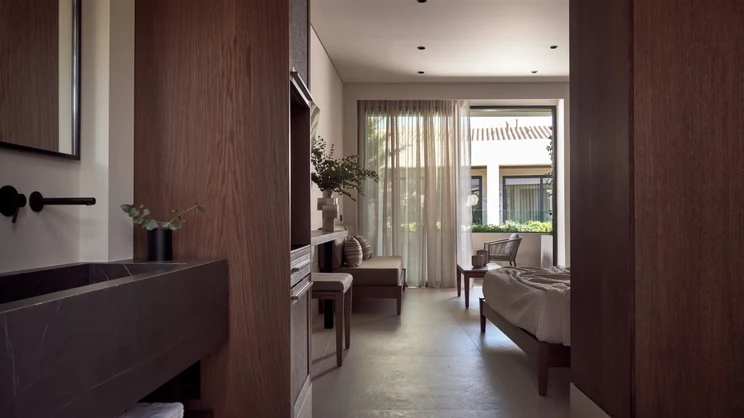 Supreme Suites