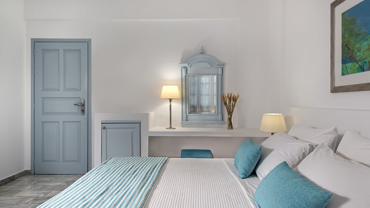 Santorini Kastelli Resort