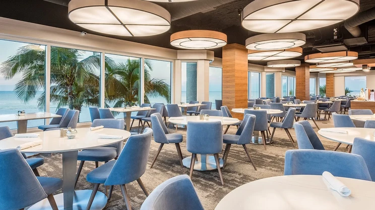 DiamondHead Beach Resort