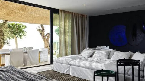 Myconian Panoptis Escape