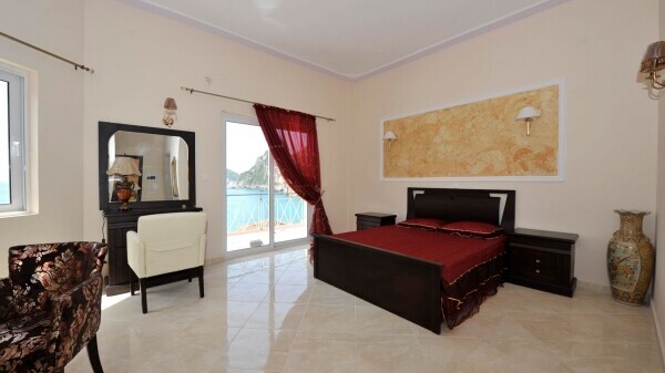 Blue Princess Beach Hotel & Suites