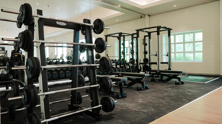 Hilton Salwa Beach Resort & Villas