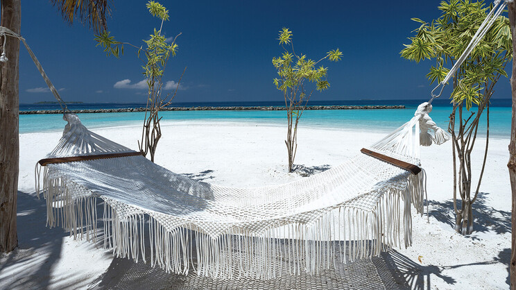 OBLU SELECT Lobigili