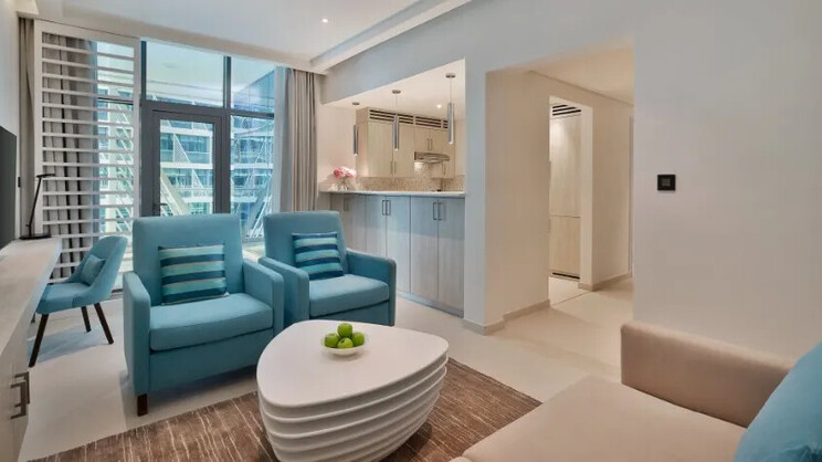 Superior One Bedroom Apartment W/Balcony