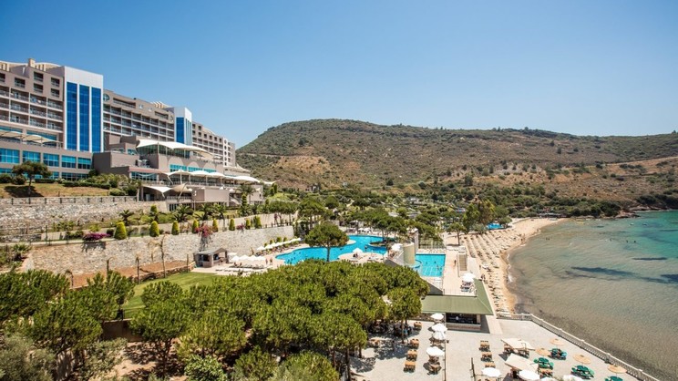 Aria Claros Beach & Spa Resort