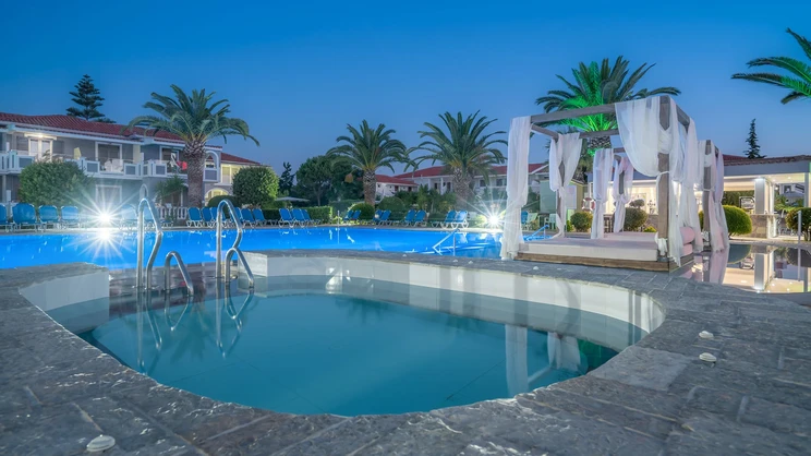 Golden Sun Hotel