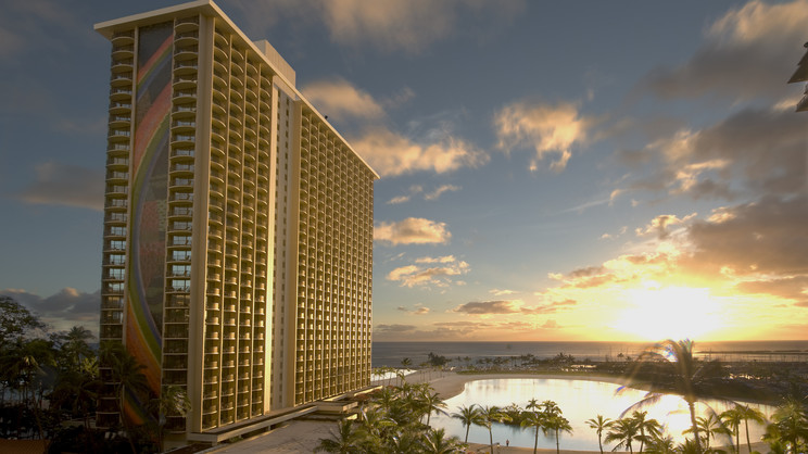 Hilton Hawaiian Village Waikiki Beach Resort