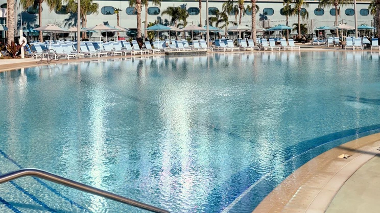 Universal Terra Luna Resort