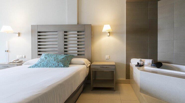 HD Beach Resort & Spa