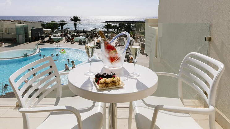 HD Beach Resort & Spa