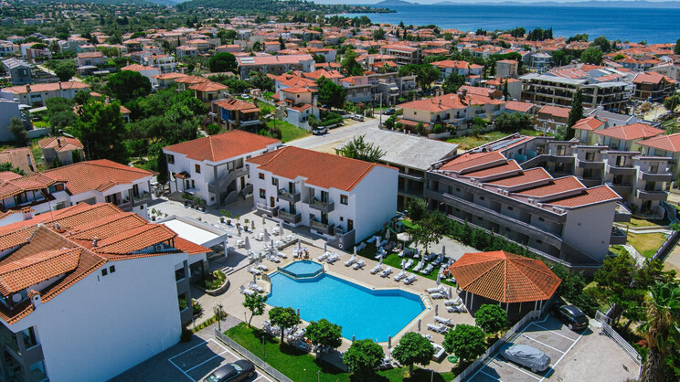 Acrotel Lily Ann Village