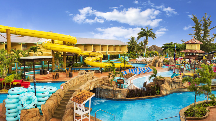 Jewel Runaway Bay Beach Resort & Waterpark