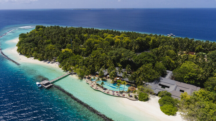 Royal Island Resort & Spa