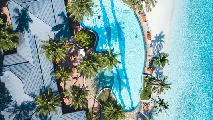 Royal Island Resort & Spa