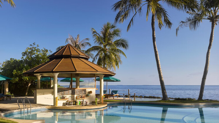 Royal Island Resort & Spa