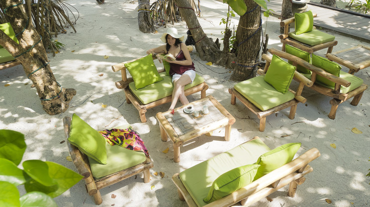 Royal Island Resort & Spa