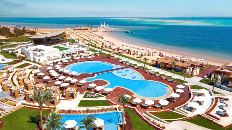 Rixos Premium Magawish Suites & Villas