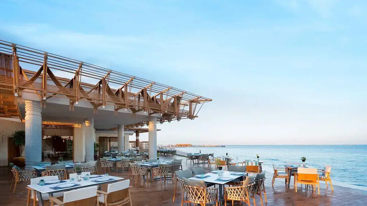 Rixos Premium Magawish Suites & Villas