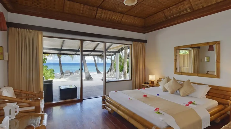 Angaga Island Resort & Spa