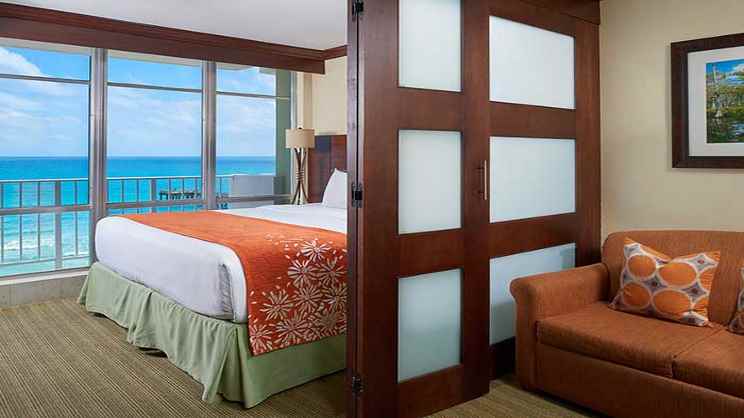  One-Bedroom Suite Ocean Front