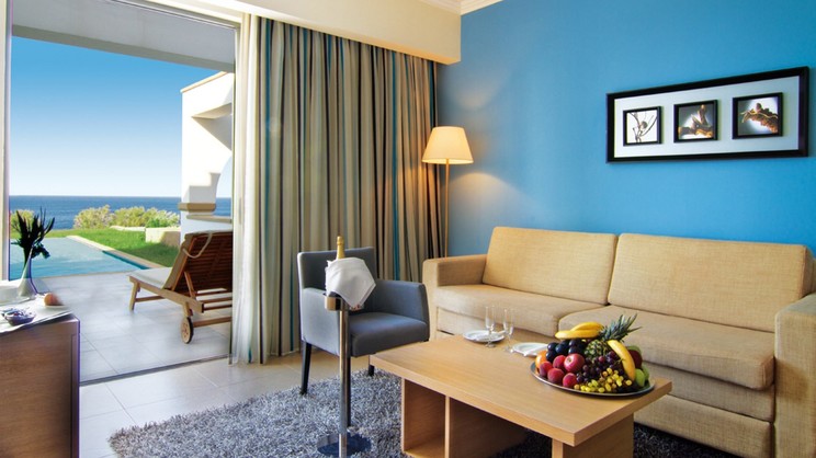 Villa Junior Suite with Private Pool