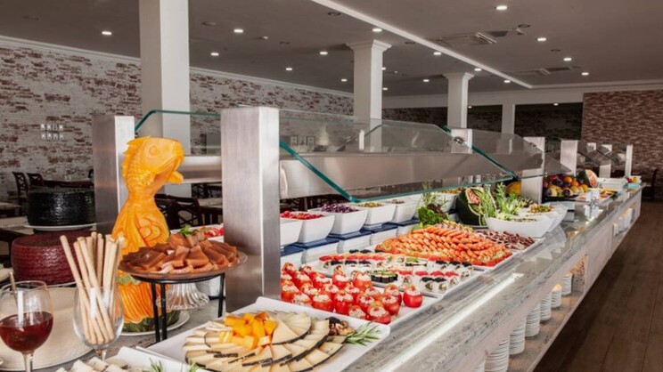 HL Rio Playa Blanca Hotel