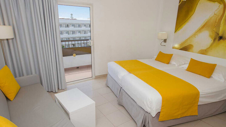 Family Suite with Terrace and Private Garden