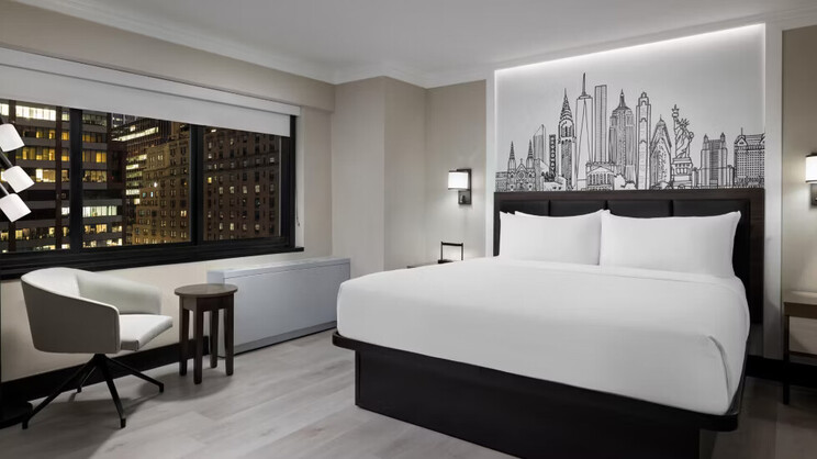 The Manhattan at Times Square Hotel