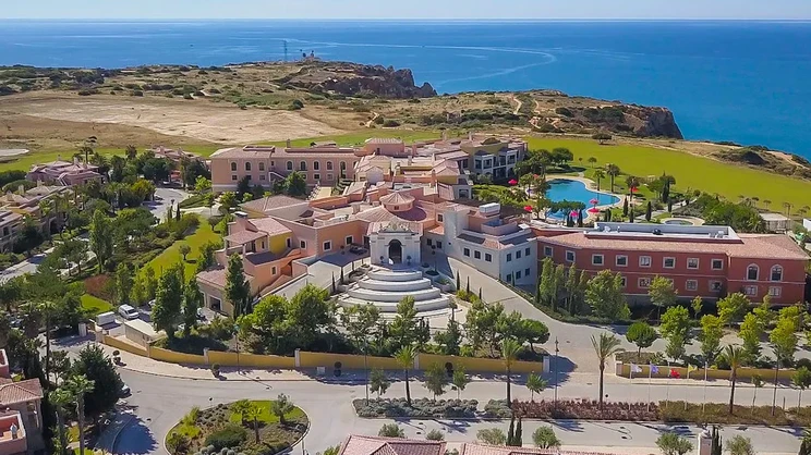 Cascade Wellness Resort Lagos Algarve by Domes