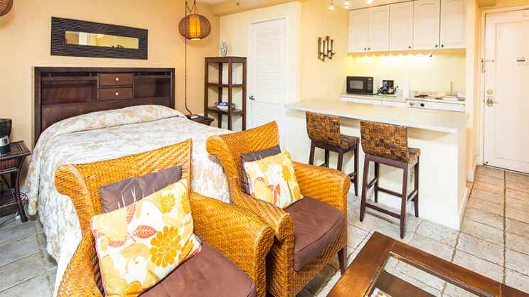 City View Studio with Kitchenette