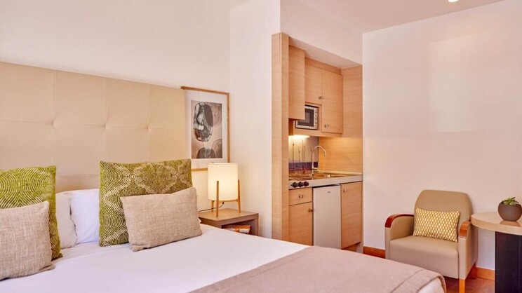 Studio Royal Terrace