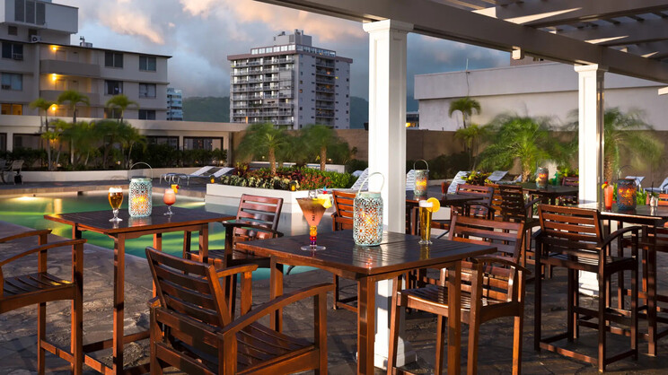 Hilton Waikiki Beach 