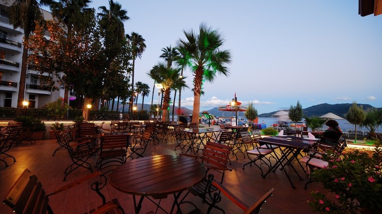 Golden Rock Beach Hotel