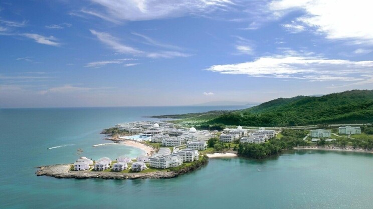 Grand Palladium Lady Hamilton Resort & Spa