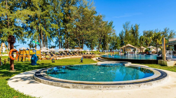 Mai Khaolak Beach Resort & Spa