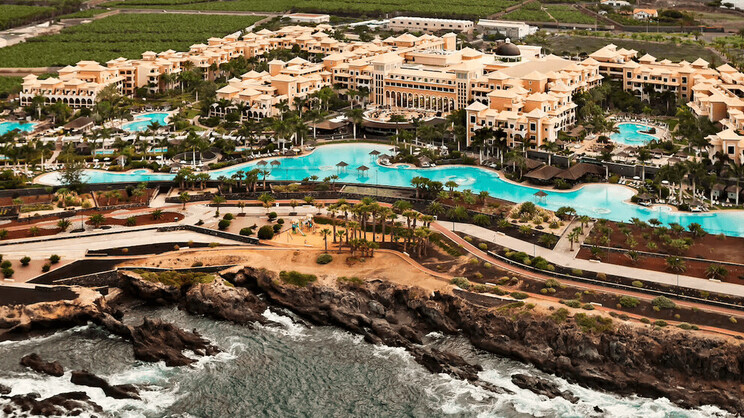 Red Level At Gran Meliá Palacio De Isora