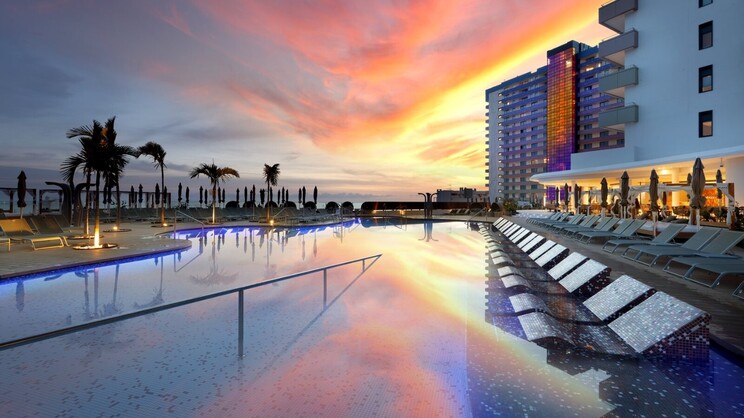 Hard Rock Hotel Tenerife