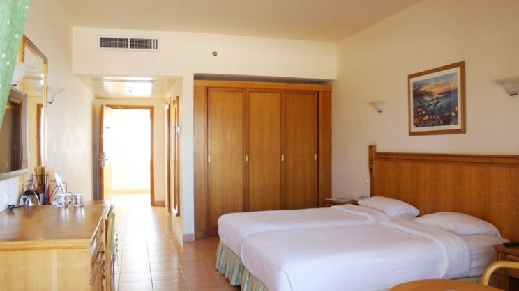 Long Beach Resort Hurghada