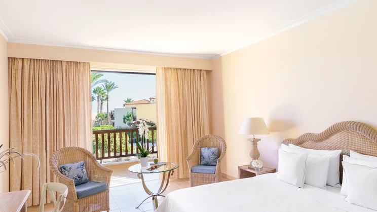 Double Room Garden View (31 m², sleeps up to 3)