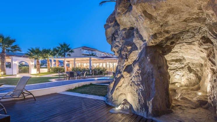 Galaxy Beach Resort, BW Premier Collection