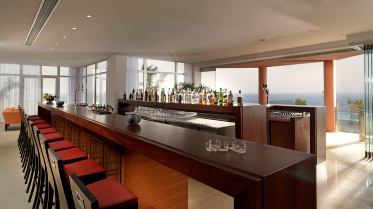 Apostolata Island Resort & Spa