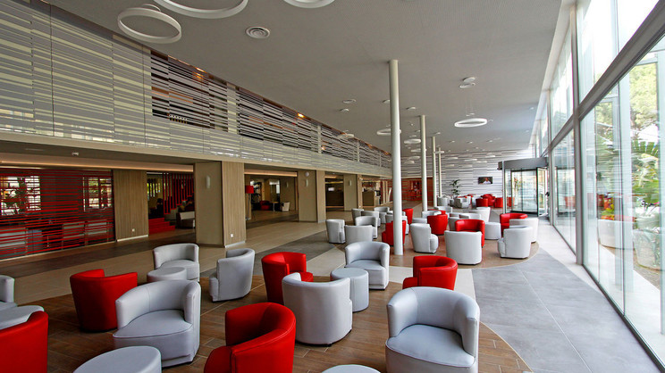 Tonga Tower Design Hotel & Suites