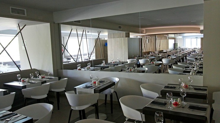 Tonga Tower Design Hotel & Suites