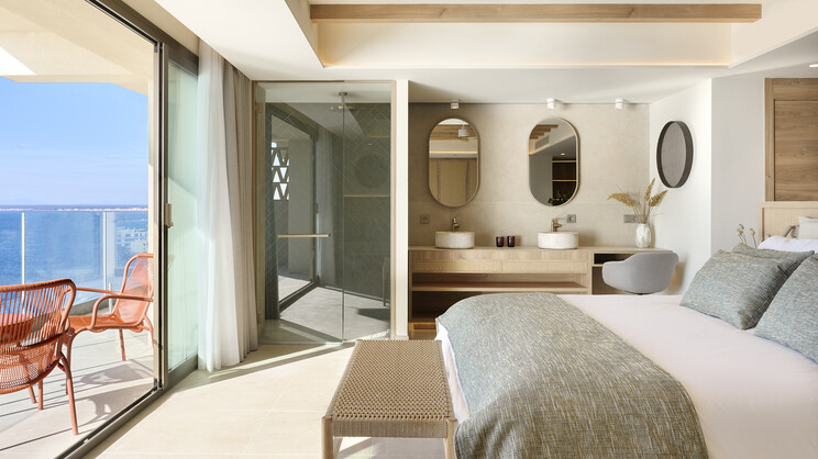 Star Prestige Sea-View Suite Signature