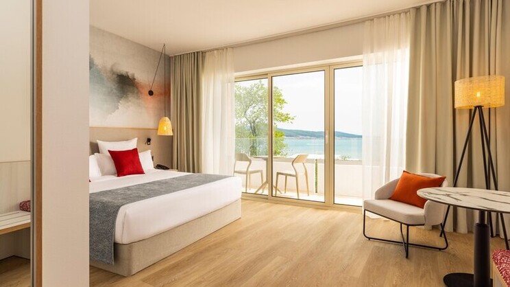 Double Superior Sea View