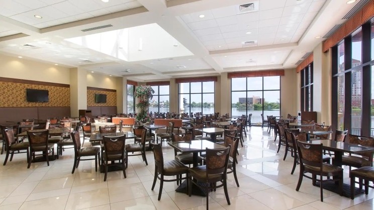 Ramada Plaza by Wyndham Orlando Resort & Suites International Drive
