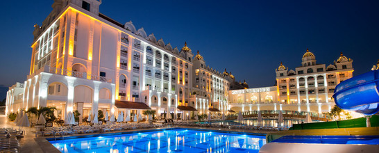 Side Premium Hotel