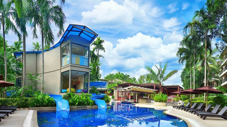 Novotel Phuket Surin Beach Resort Hotel